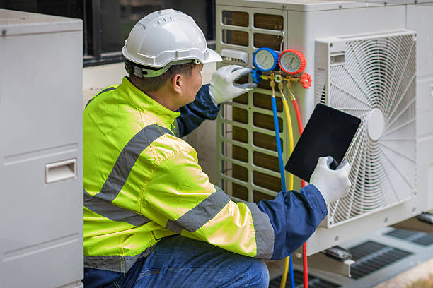 Professional Hvac technician working in Temple, PA